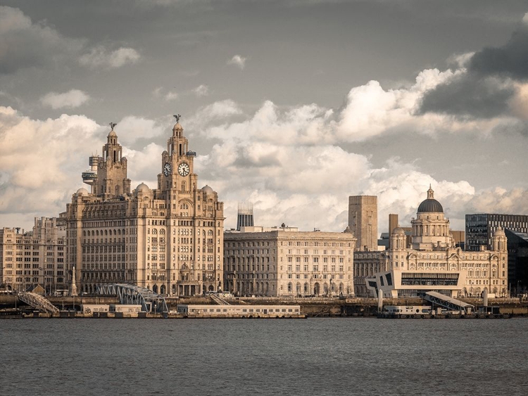 Picture of LIVERPOOL SKYLINE ACROSS THE RIVER MERSEY, UK