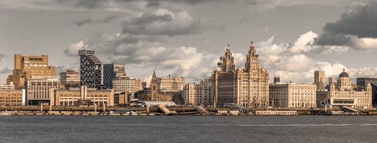 Picture of LIVERPOOL SKYLINE ACROSS THE RIVER MERSEY, UK