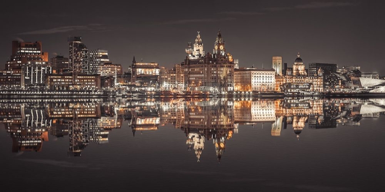 Picture of LIVERPOOL SKYLINE ACROSS THE RIVER MERSEY, UK