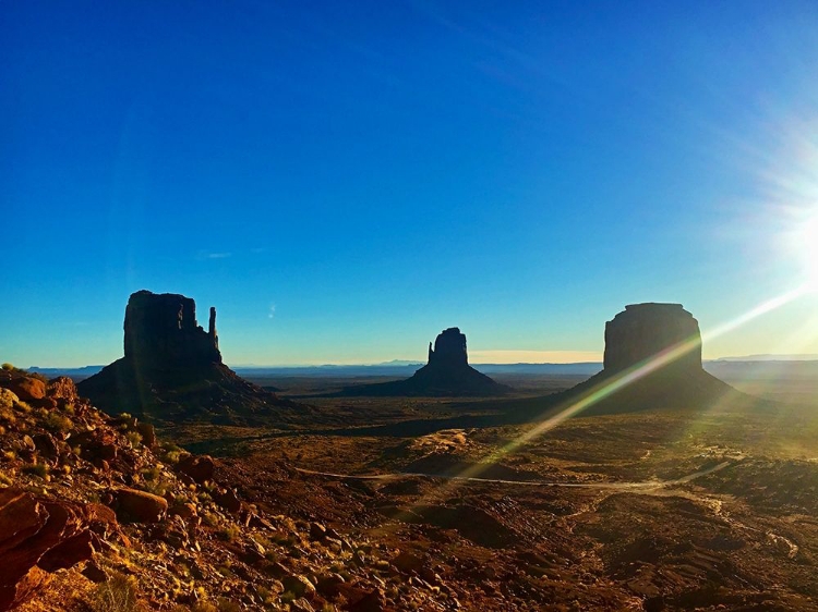 Picture of MONUMENT VALLEY I