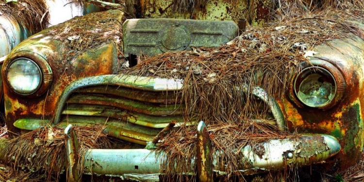 Picture of CAR GRAVEYARD III