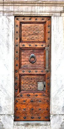 Picture of WELCOMING DOOR