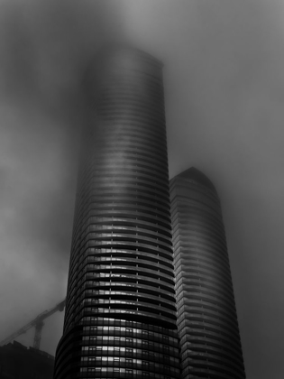 Picture of DOWNTOWN TORONTO FOGFEST NO 20