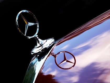 Picture of HOOD ORNAMENT 53 MERCEDES 300