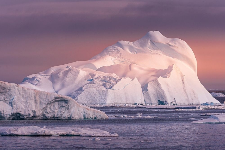 Picture of ANTARCTIC-ICEBERG