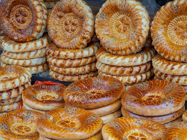 Picture of TRADITIONAL BREAD CALLED LEPJOSCHKA JAYMA BAZAAR-ONE OF THE GREATEST TRADITIONAL MARKETS