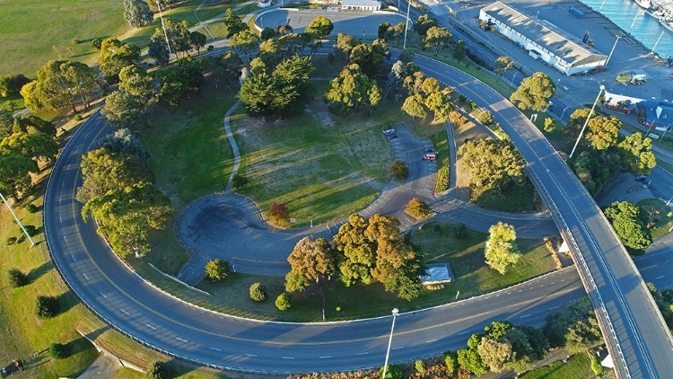 Picture of SPIRAL ROAD TO PORT OF TIMARU-TIMARU-SOUTH CANTERBURY