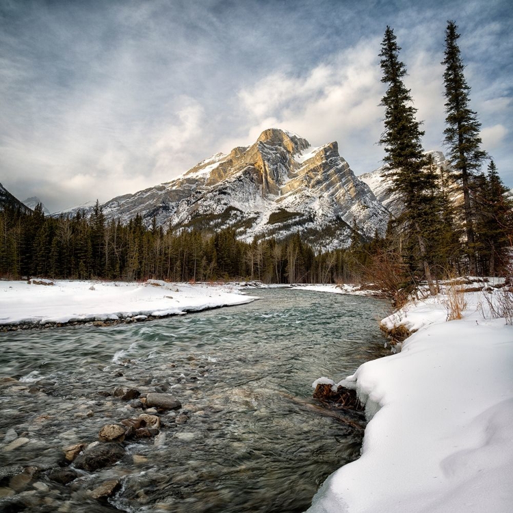 Picture of CANADA-ALBERTA-KANANASKIS COUNTRY-MOUNT KIDD AND THE KANANASKIS RIVER