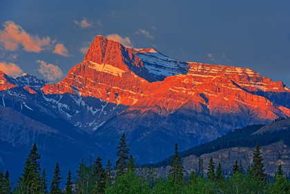Picture of CANADA-ALBERTA CANADIAN ROCKY MOUNTAINS AT SUNRISE