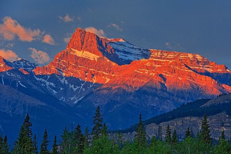 Picture of CANADA-ALBERTA CANADIAN ROCKY MOUNTAINS AT SUNRISE