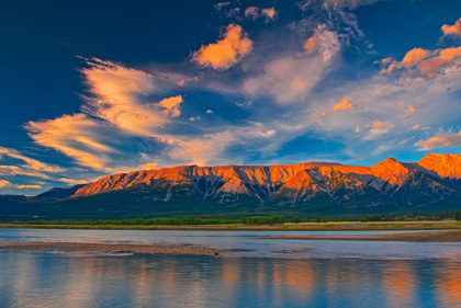 Picture of CANADA-ALBERTA CANADIAN ROCKY MOUNTAINS AND ABRAHAM LAKE AT SUNRISE
