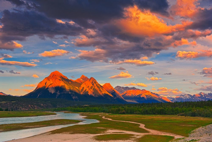 Picture of CANADA-ALBERTA CANADIAN ROCKY MOUNTAINS AND ABRAHAM LAKE AT SUNRISE