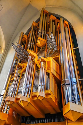 Picture of HALLGRIMSKIRKJA LARGE LUTHERAN CHURCH WOODEN ORGAN-REYKJAVIK-ICELAND