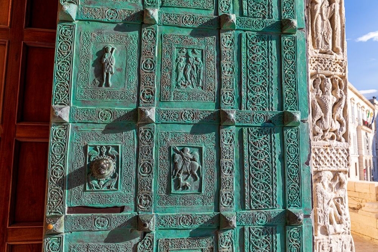 Picture of ITALY-APULIA-TRANI-TRANI SAN NICOLA PELLEGRINO CATHEDRAL INTRICATELY CARVED DOOR