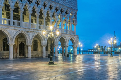 Picture of ITALY-VENICE DOGES PALACE AT DAWN