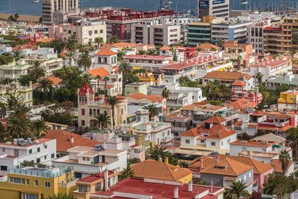 Picture of SPAIN-CANARY ISLANDS-GRAN CANARIA ISLAND-LAS PALMAS DE GRAN CANARIA-HIGH ANGLE VIEW OF CITY