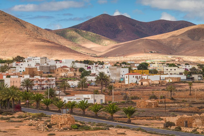 Picture of CANARY ISLANDS-FUERTEVENTURA ISLAND-TOTO-DESERT VILLAGE VIEW