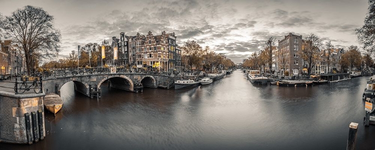 Picture of AMSTERDAM IN EVENING