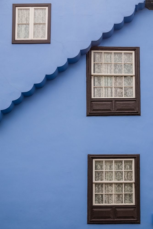 Picture of CANARY ISLANDS-TENERIFE ISLAND-SAN CRISTOBAL DE LA LAGUNA-BLUE BUILDING DETAIL