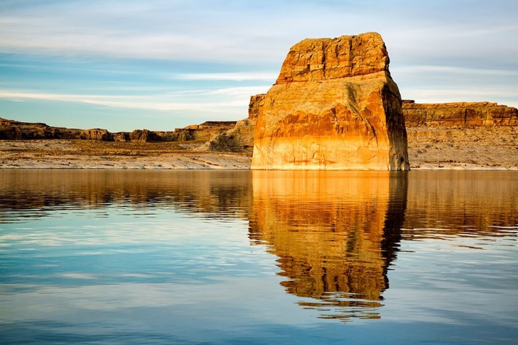 Picture of ARIZONA-PAGE-LONE ROCK AT LAKE POWELL