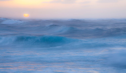 Picture of HAWAII-OAHU-NORTH SHORE AND BREAKING WAVES