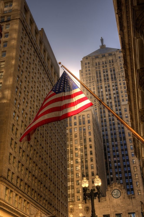 Picture of LASALLE STREET IN DOWNTOWN CHICAGO ILLINOIS