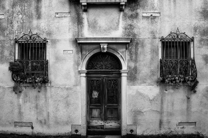 Picture of VENETIAN WALL BW