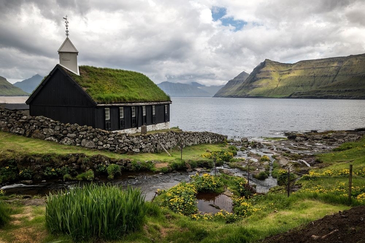 Picture of PORKERI CHURCH