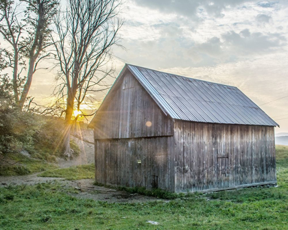 Picture of SUN AND BARN