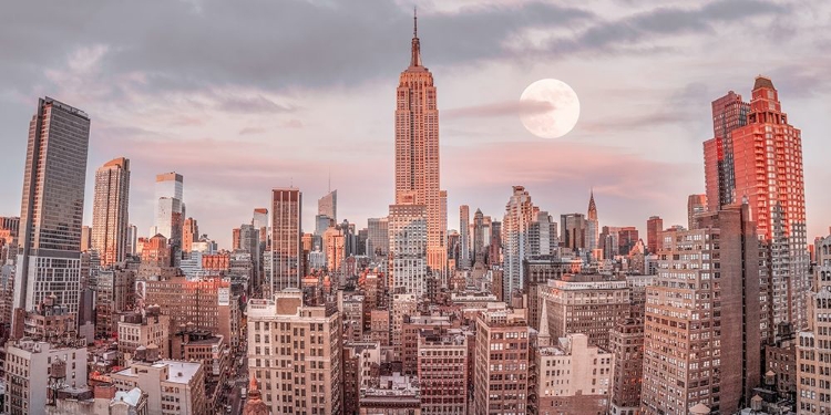 Picture of EMPIRE STATE BUILDING WITH MANHATTAN SKYLINE - NEW YORK CITY