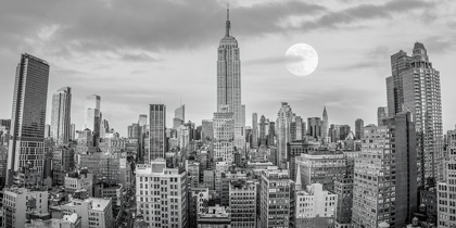 Picture of EMPIRE STATE BUILDING WITH MANHATTAN SKYLINE - NEW YORK CITY