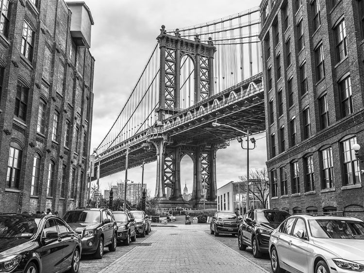 Picture of MANHATTAN BRIDGE FROM A STREET-NEW YORK