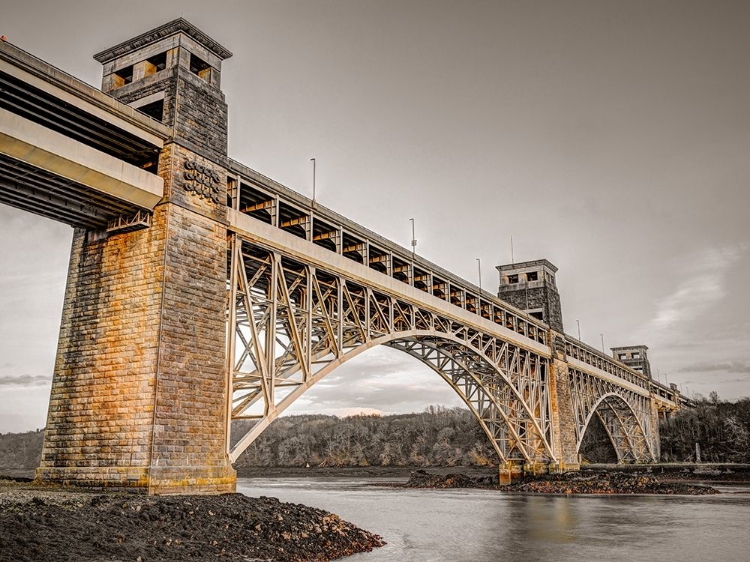 Picture of BRITANIA BRIDGE IN CONWY-NORTH WALES