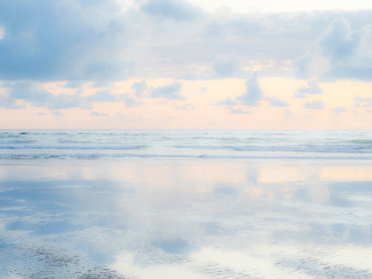 Picture of OREGON-CANNON BEACH AND A DREAMY VIEW OF THE BEACH AT LOW TIDE