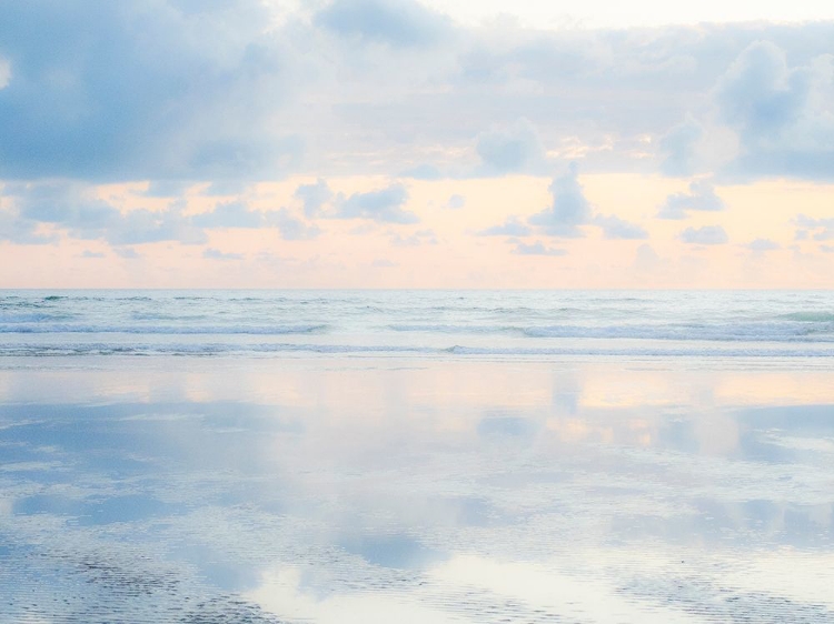 Picture of OREGON-CANNON BEACH AND A DREAMY VIEW OF THE BEACH AT LOW TIDE