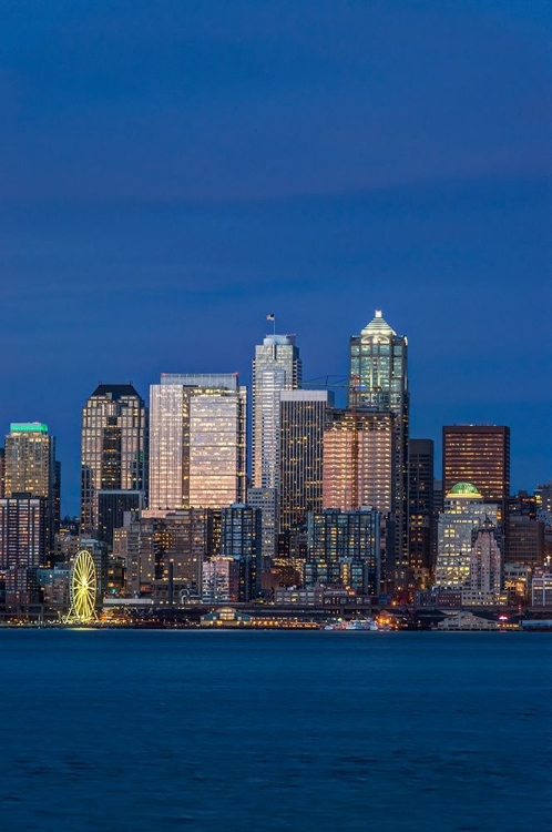 Picture of WASHINGTON STATE-SEATTLE SKYLINE AT TWILIGHT