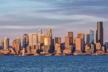 Picture of WASHINGTON STATE-SEATTLE WATERFRONT AND SKYLINE AT SUNSET