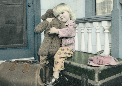 Picture of GIRL AND TEDDY