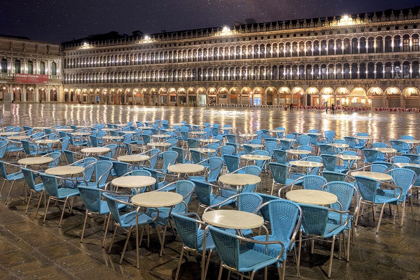 Picture of PIAZZA SAN MARCO AT NIGHT