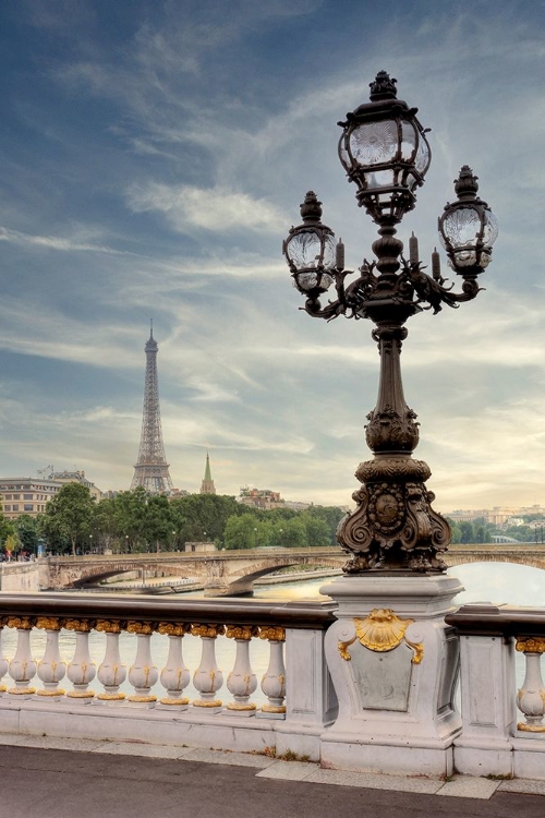 Picture of VIEW OF EIFFEL TOWER