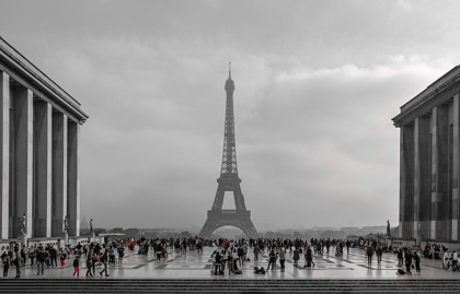 Picture of PARIS WITH RED ACCENTS