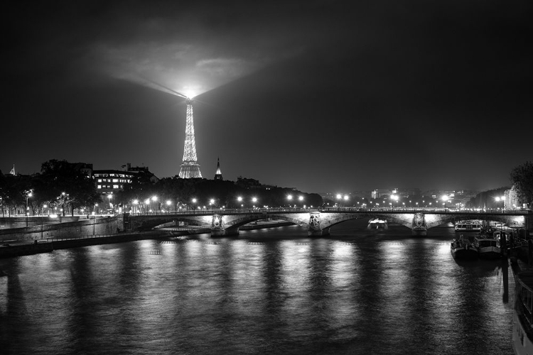 Picture of EIFELTOWER LIGHTS BW