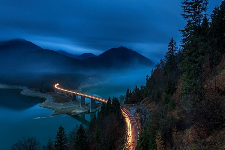 Picture of SYLVENSTEINSPEICHER BEI NACHT