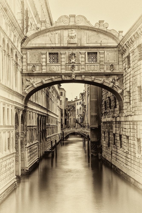 Picture of VINTAGE VENICE I