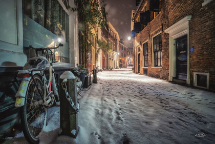 Picture of WINTER NIGHTTIME STREET 1