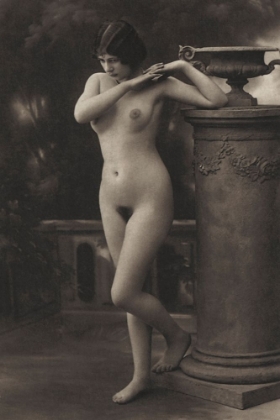 Picture of FIGURE, COLUMN, VASE