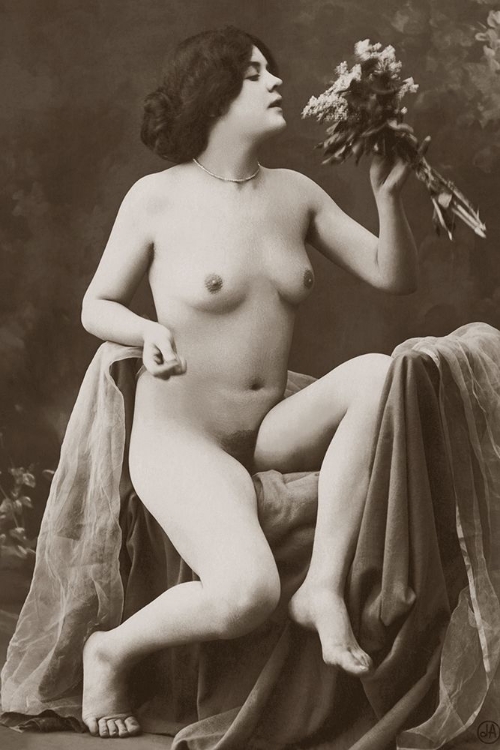 Picture of NUDE WITH A BOUQUET