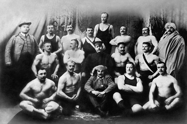 Picture of GROUP OF RUSSIAN WRESTLERS