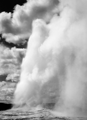 Picture of OLD FAITHFUL, YELLOWSTONE NATIONAL PARK, WYOMING, CA. 1941-1942