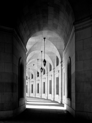 Picture of ARCHED ARCHITECTURAL DETAIL IN THE FEDERAL TRIANGLE LOCATED IN WASHINGTON, D.C. - BLACK AND WHITE VA